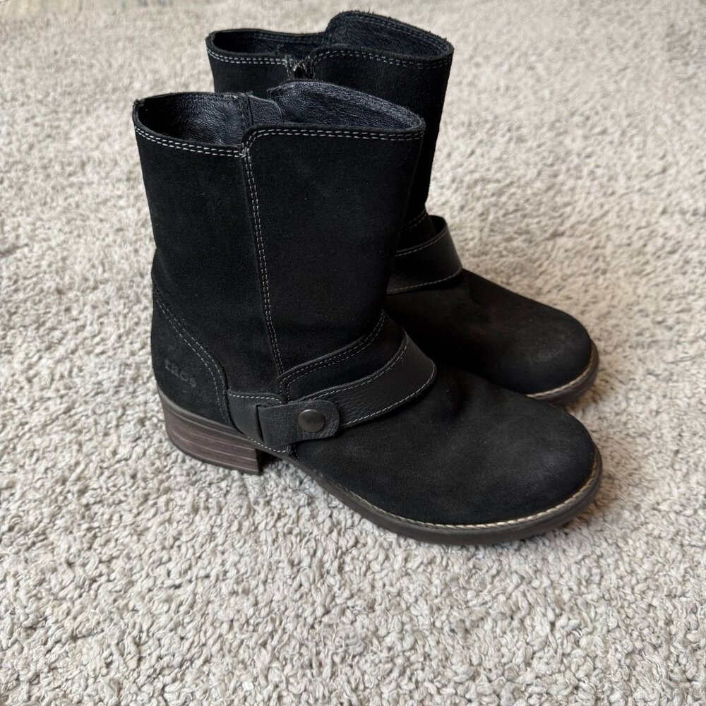 Black Women's Mid-Calf Suede Boots - Comfort Heel